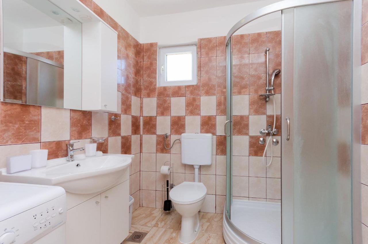 Apartments Toni Banjol Ngoại thất bức ảnh