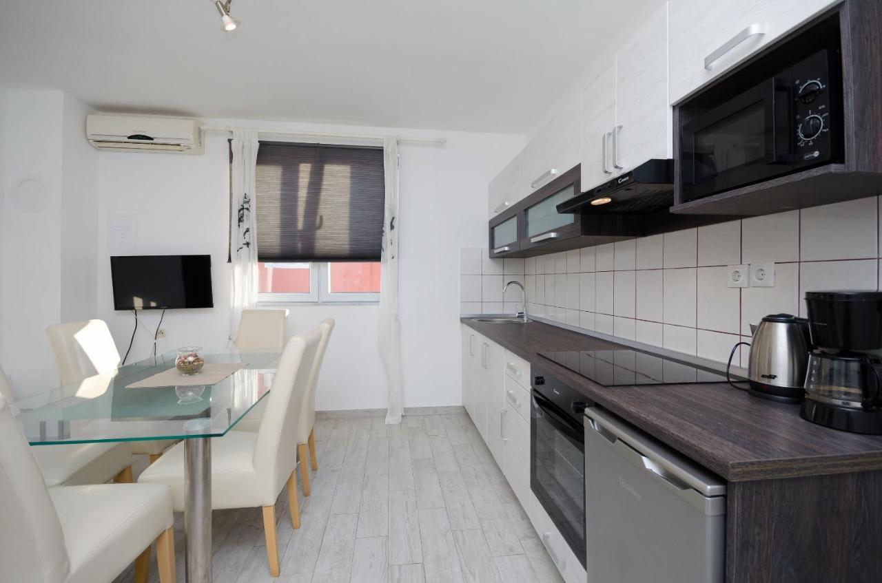 Apartments Toni Banjol Ngoại thất bức ảnh